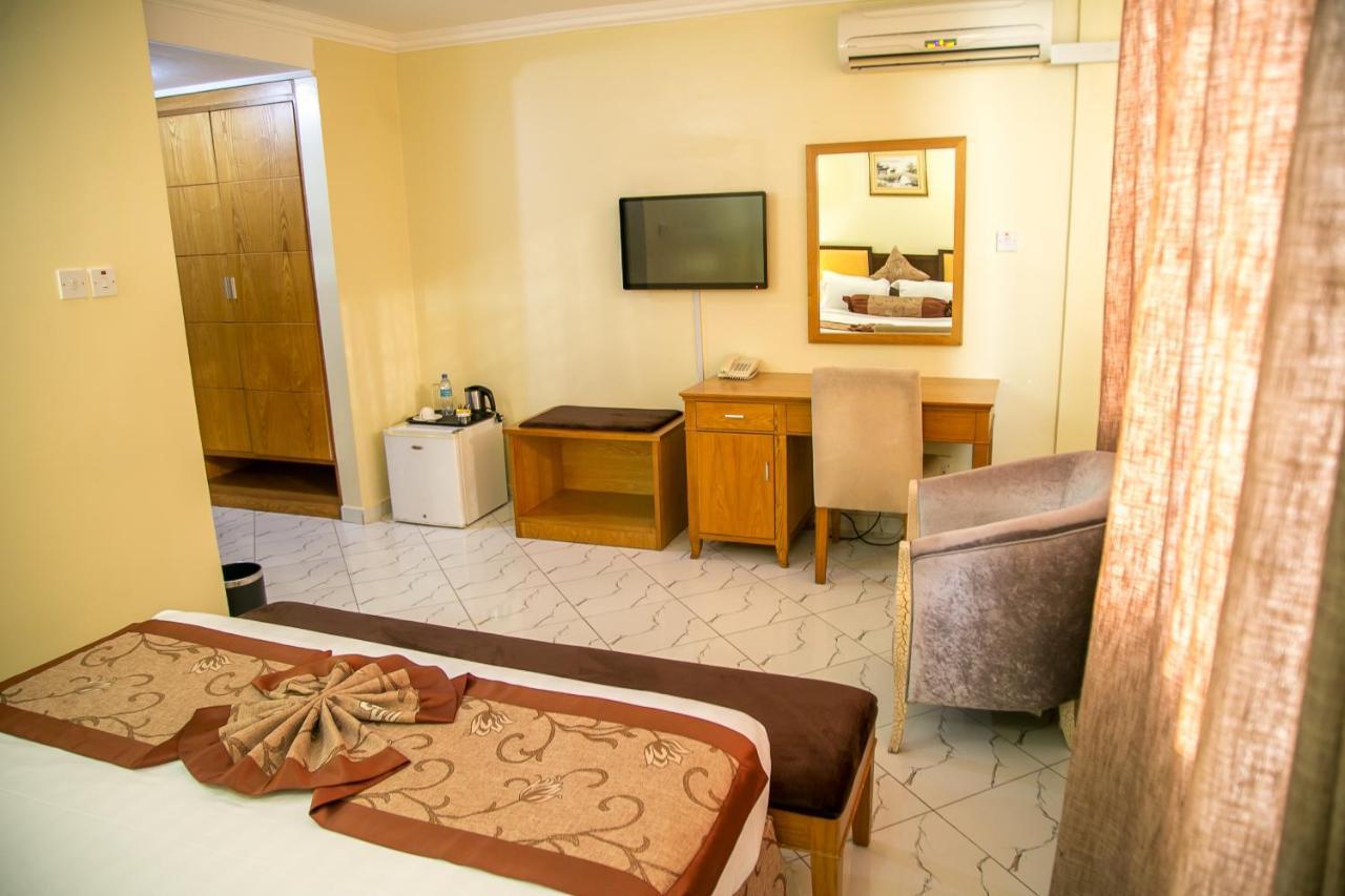 Kebbys Hotel Dar es Salaam Exteriér fotografie